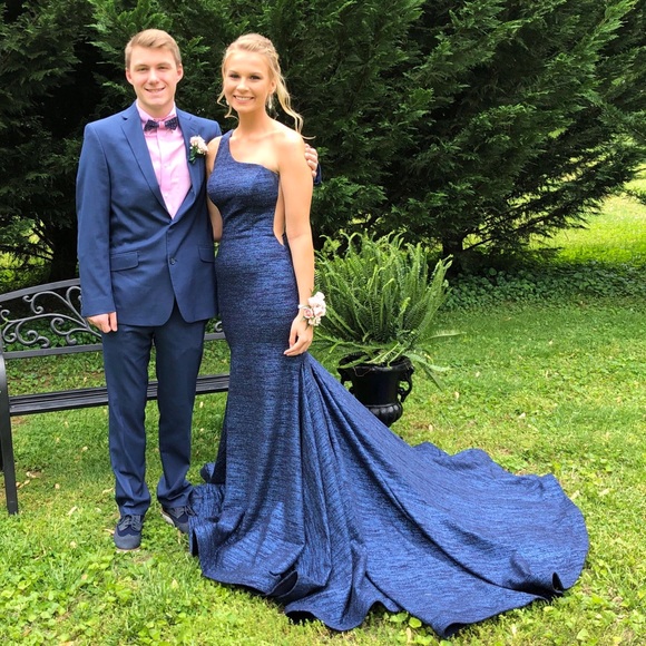 Jovani Prom Dress - Picture 3 of 3